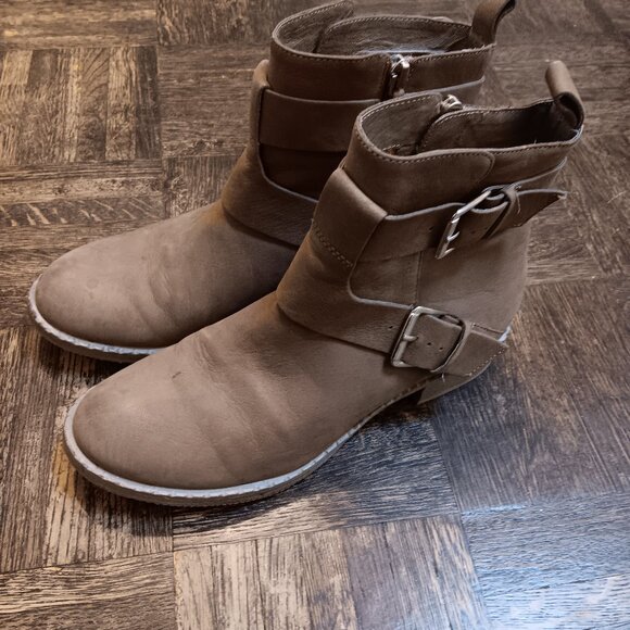 Gentle Souls leather Best Of moto boot in mushroom - size 7.5 - Picture 5 of 9